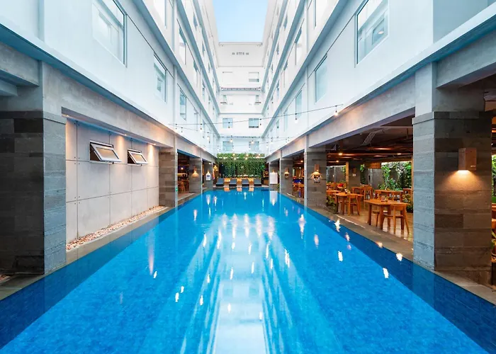 Swiss-Belexpress Kuta Legian Hotel