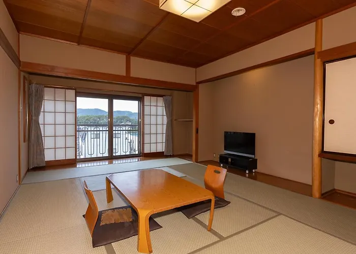 Hotel Suimeikan Yamanouchi 