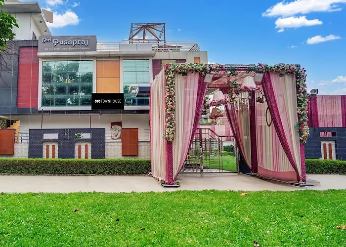 Townhouse Keshavpuram Hotel Kanpur