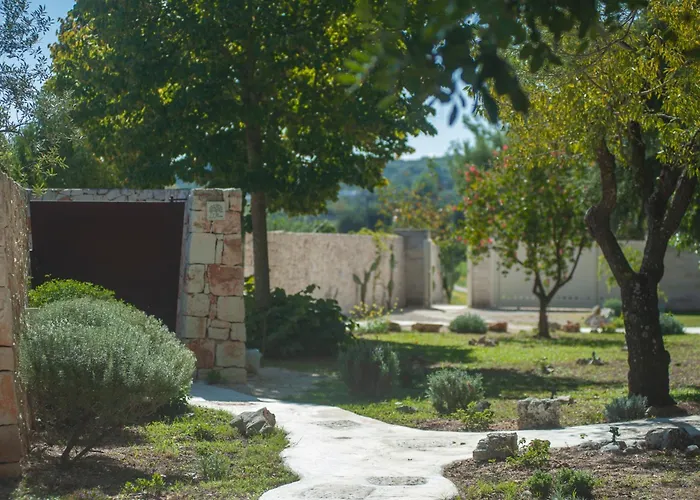 Dimora Il Mandorlo Con Jacuzzi Riscaldata Ostuni