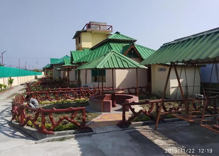 Resort Gorumara Riverside Lataguri