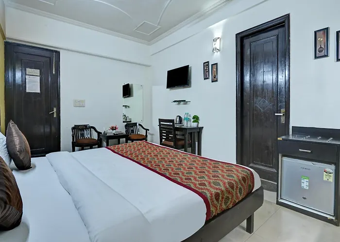 Hotel Marks Inn & Banquet Noida