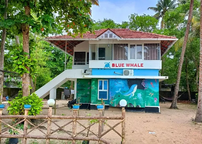 Marari Blue Whale Beach House Alappuzha