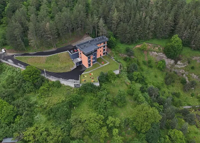 Aleksberg Club, Dilijan Hotel
