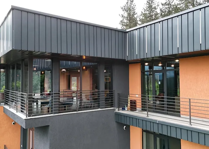 Aleksberg Club, Dilijan Hotel