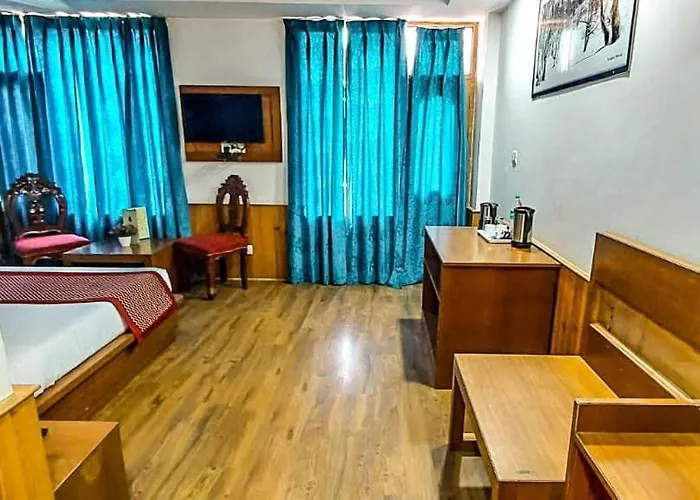 The Red Apple Manali Hotel