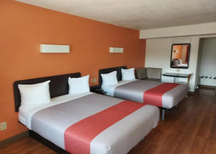 Motel 6 Bishop