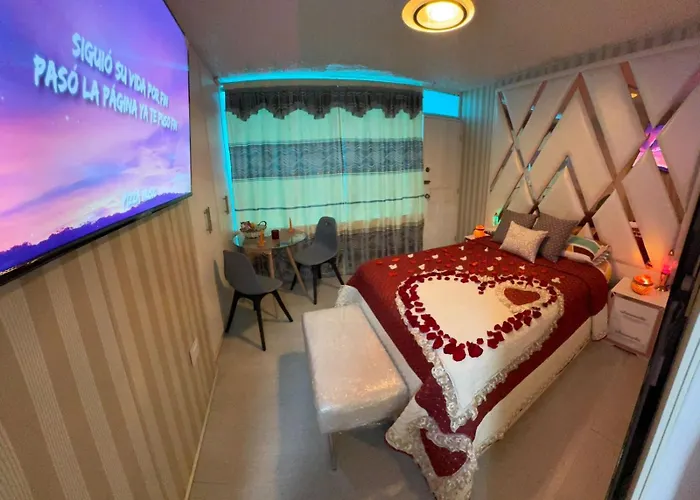 Hotel Gold House Oro Quito