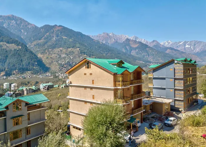 Golden Peak Manali Hotel