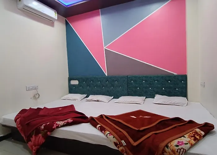 Hardik Palace Ujjain