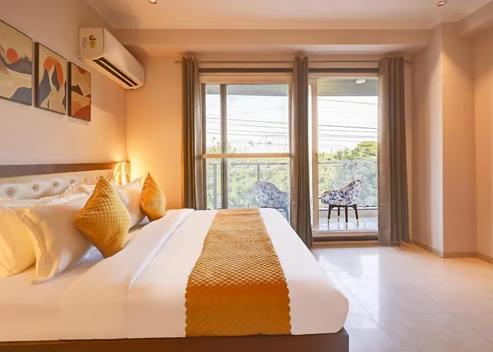 Limewood Stay Oasis - Golf Course Road Gurgaon