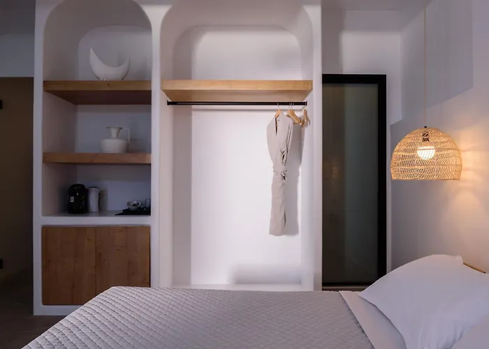 Elia Caldera Suites Fira 
