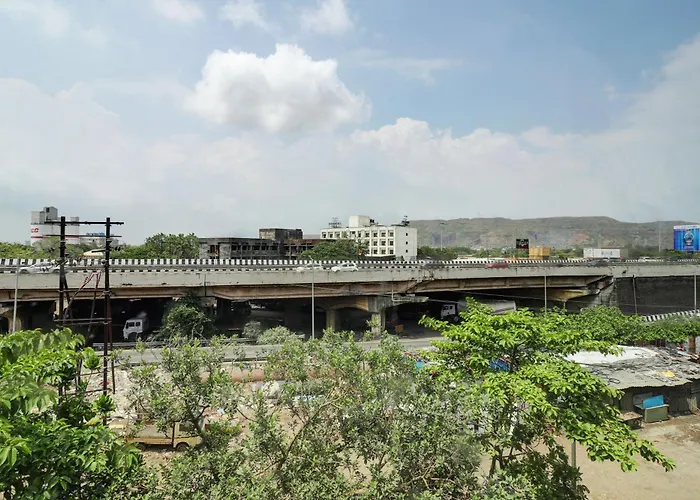 Hotel New Sarovar Grand Panvel