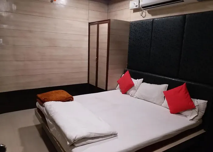 Hotel Radhekrishna Palace Ujjain