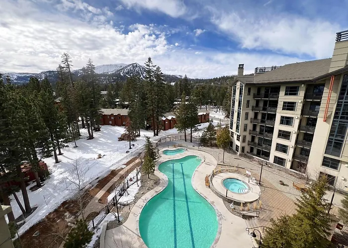 Luxury 2 Bedroom Penthouse With Stunning Views! Mammoth Lakes