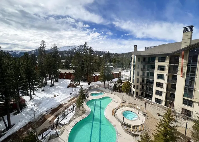 Luxury 2 Bedroom Penthouse With Stunning Views! Mammoth Lakes