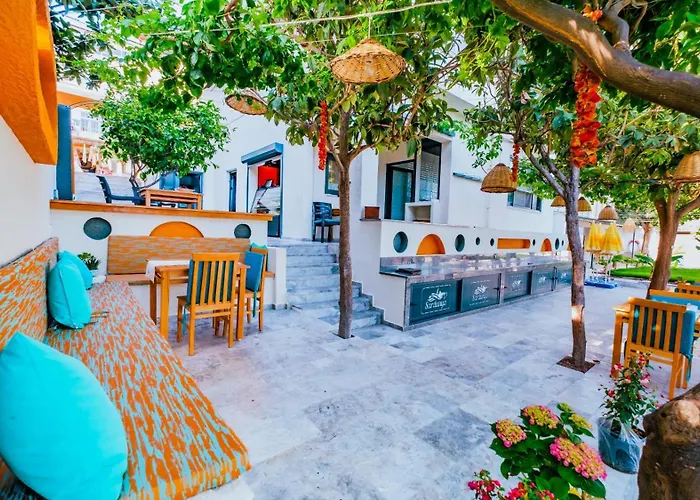 Sardunya Otel Arka Bina Kaş