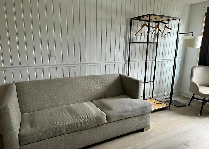 Hatchway Hotel Rockland