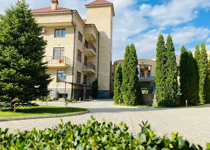 Hotel Grand Hills Ereván