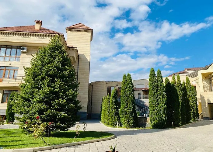 Hotel Grand Hills Ereván