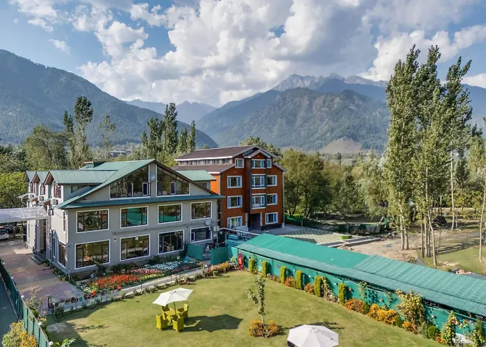 Hotel River View Resort Pahalgam
