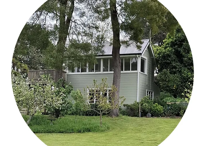 The Signal Box Hotel Whanganui