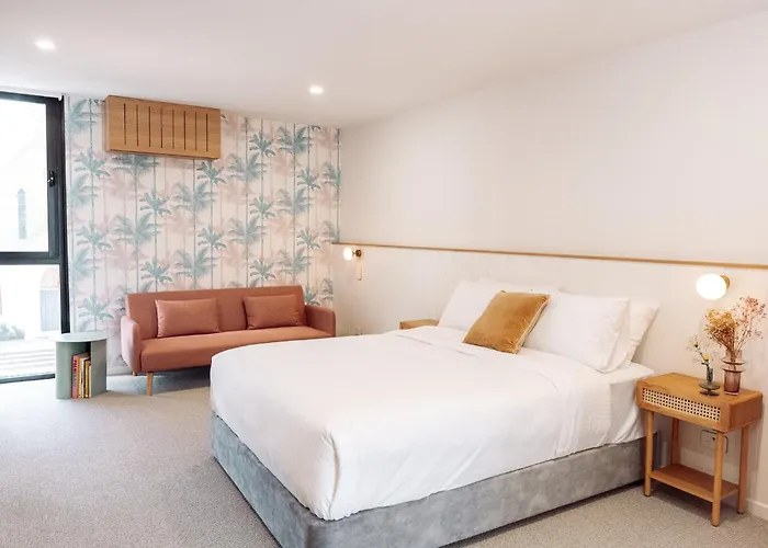 Surfside 22 Hotel Wollongong