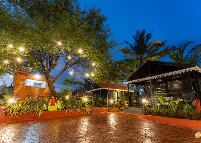Tt Beach Cottages Candolim