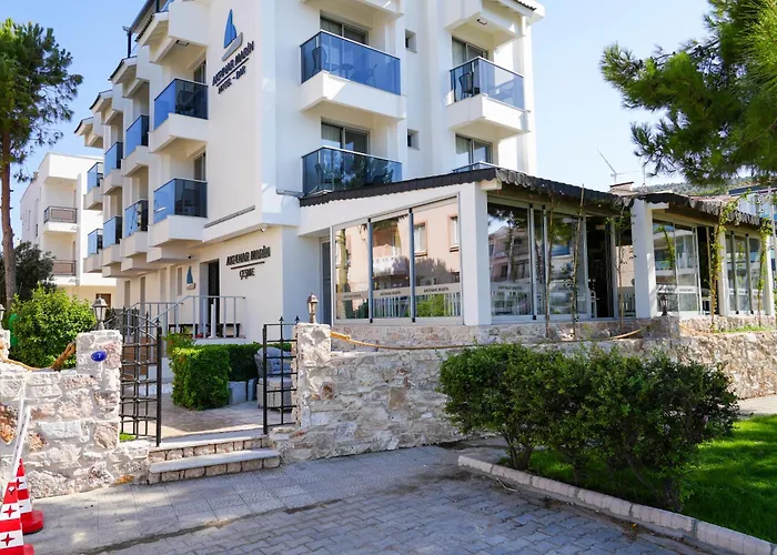 Akpınar Marin Hotel Çeşme