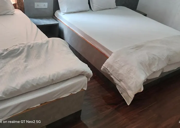 Hotel Keshav Palace Khatu