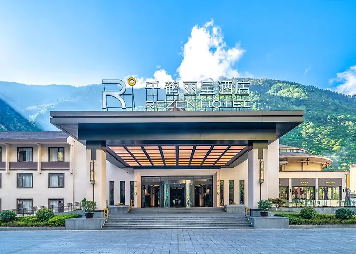 Qianhe Rezen Hotel Jiuzhaigou