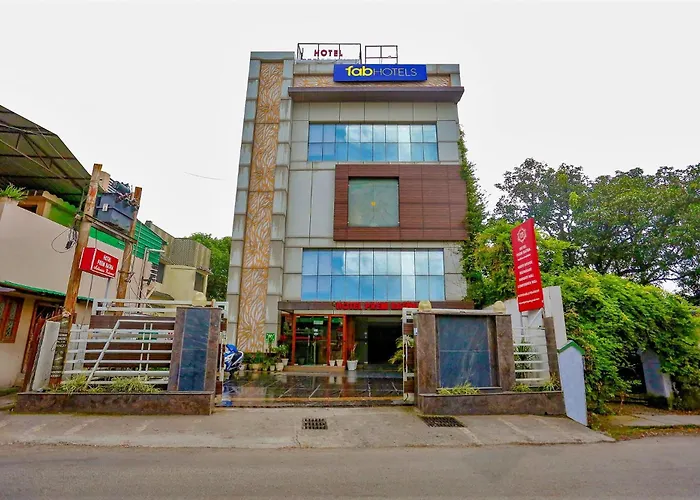 Fabhotel Prem Ratna Dehradun
