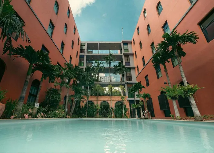 โรงแรมบ้านสวนพรานนก กรุงเทพมหานคร