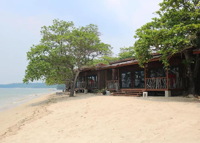Crusoe Cabins Casobe Calatagan