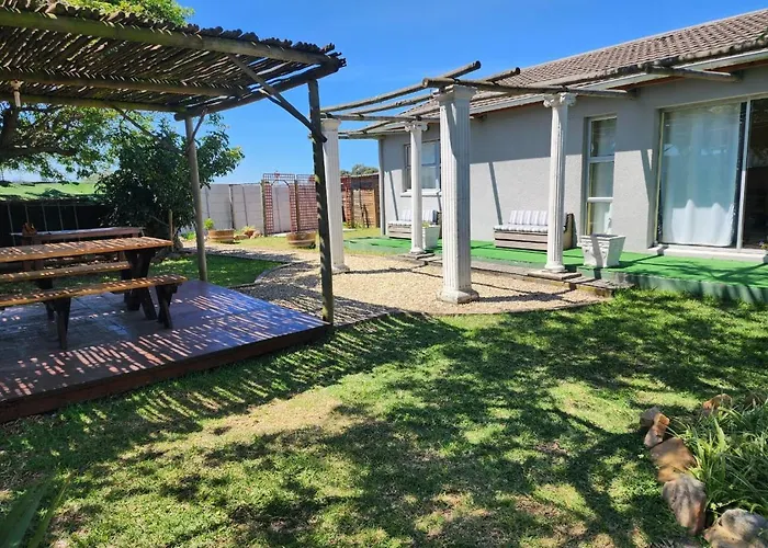 Pelican Accommodation Ottery Cape Town