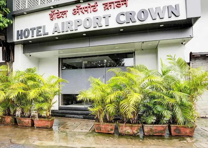 Hotel Airport Crown Andheri East, Mumbai