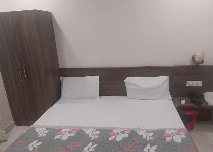 Hotel Rovers Inn Amritsar