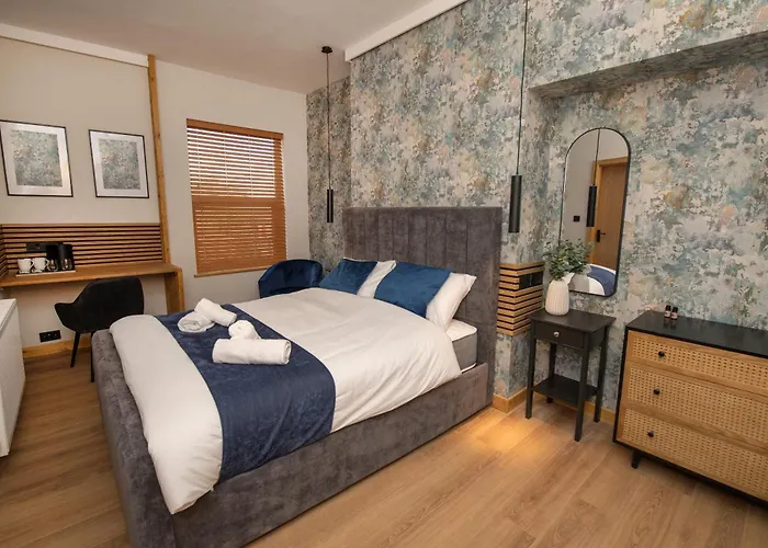 Amber Hotel With Access To Shared Kitchen Kingston upon Hull