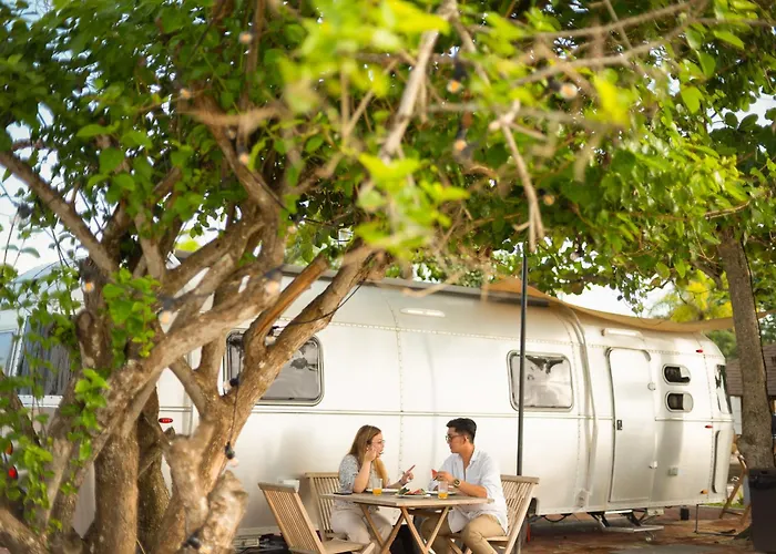 Camperisti Club Laiya Hotel San Juan 