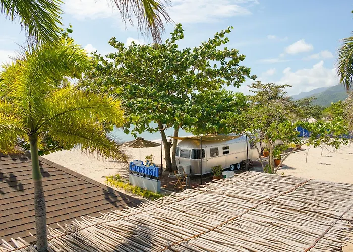 Camperisti Club Laiya Hotel San Juan 