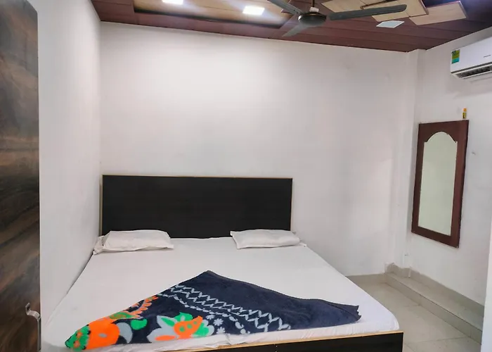 R G Sewa Sadan Hotel Mathura