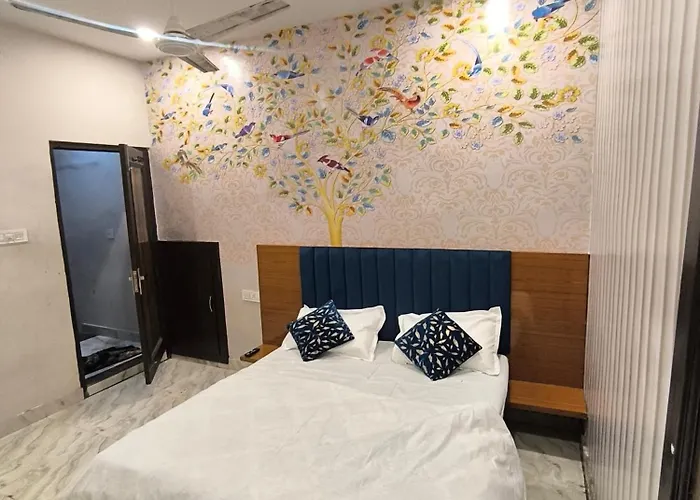 Hotel Golden Heights 5 Mints Walking Distance To Golden Temple Amritsar