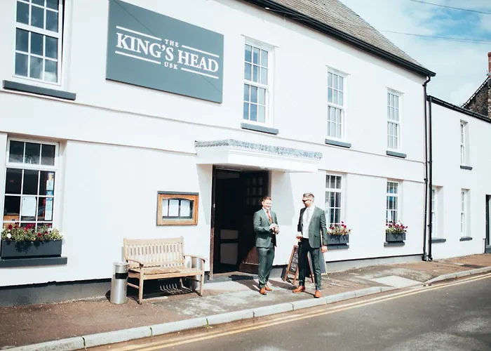 The Kings Head, Usk Hotel