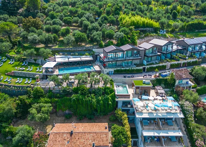 Sky View Garda Lake By Hotel Galvani Torri Del Benaco