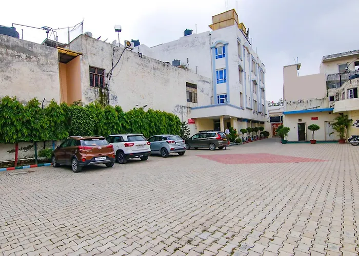 Fabhotel Cs Jalandhar