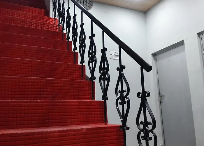 Hotel Crystal Dreams Mathura