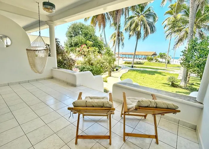 Hotel Tres Santos Troncones