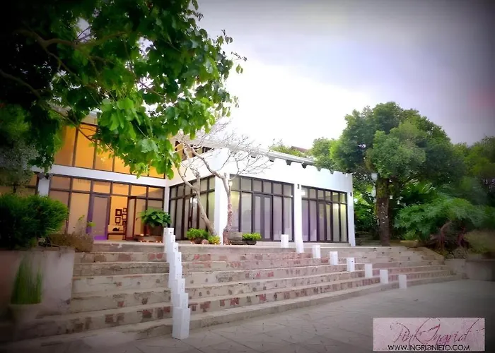 Hacienda Isabella Hotel Tagaytay City