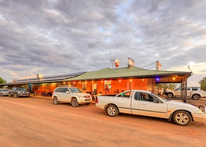 White Cliffs Hotel