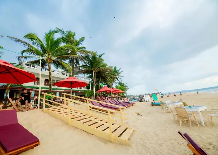 Royal Beach Hotel Hikkaduwa
